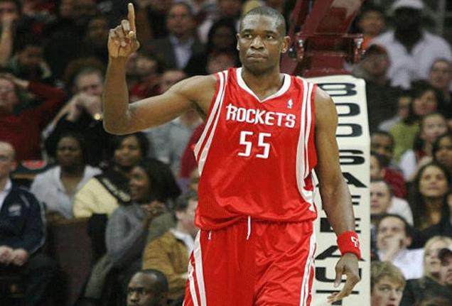 哈登爆砍55分刷新队史纪录 快船客场擒黄蜂终结三连败（哈登轰下55分改写队史纪录，快船客胜黄蜂止住三连败）