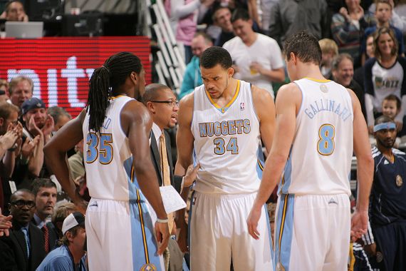 足协杯前瞻：国安时隔7年冲队史第5冠，河南盼成新王创历史（足协杯前瞻：国安时隔七年剑指队史第五冠，河南盼加冕新王改写历史）