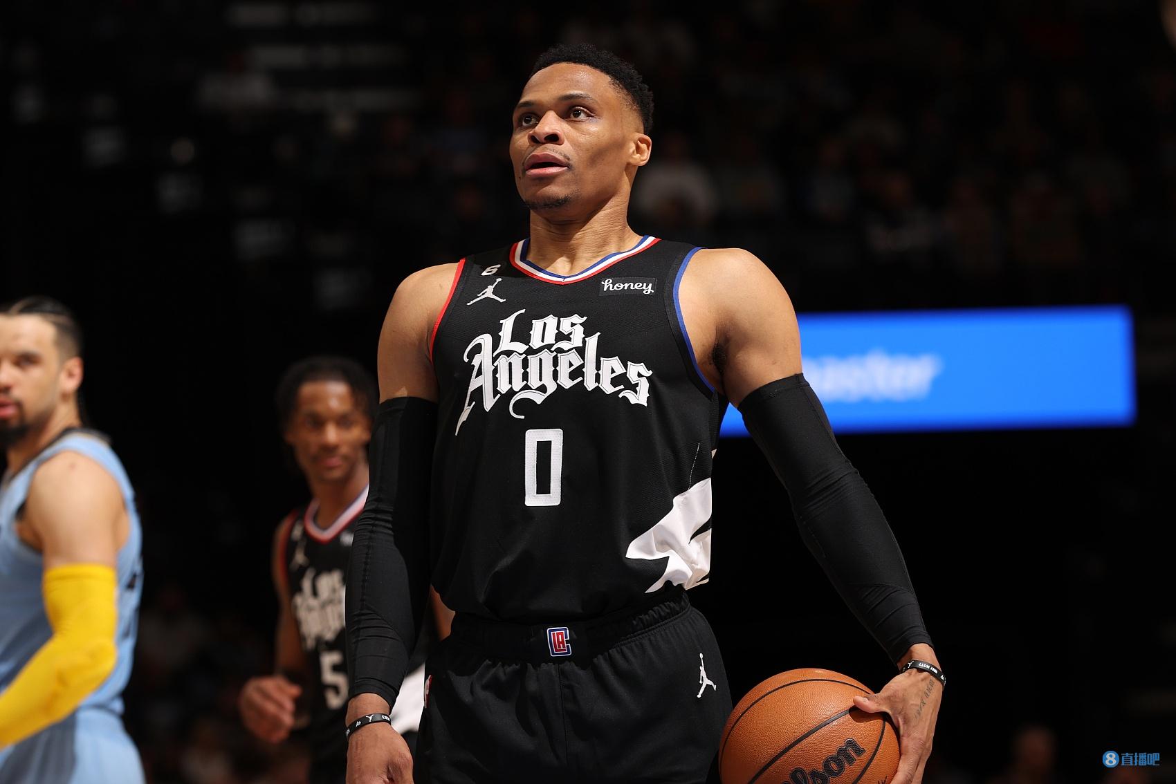 每体：桑托斯欠290万欧无力偿还，巴萨或借此机会锁定苏扎（每体：桑托斯拖欠290万欧难偿，巴萨或趁机锁定苏扎）